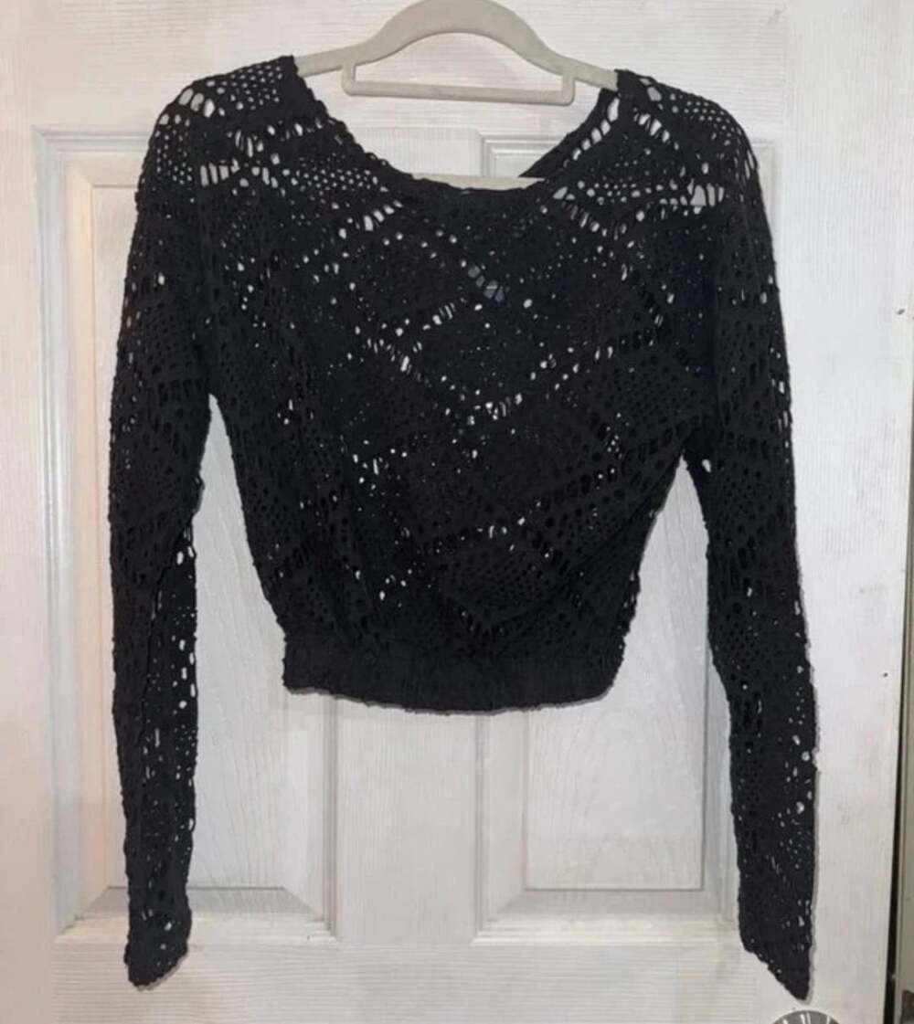 Mixed Blues Black Crochet Long Sleeve Crop Top